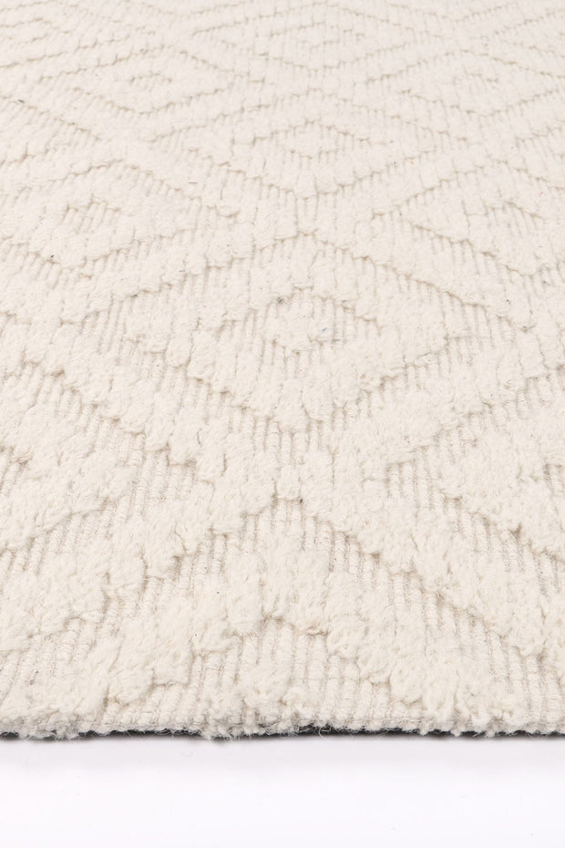 Goa Diamond Wool Blend Cream Rug