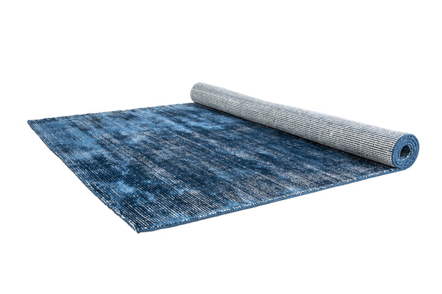  Natural Fibres Hamptons Indigo and White Hand Loomed Wool and Viscose Hand Woven Floor Rug  - 5