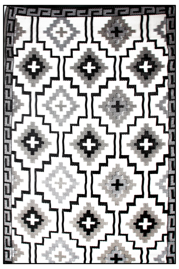  Natural Fibres Lhasa Black and Cream  Recycled Plastic Indoor Outdoor Hand Woven Floor Rug  - 3